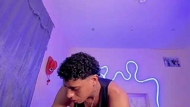 Glader31 online show from 10/28/25, 09:17