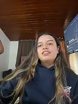 Aphrill online show from 04/09/26, 08:14