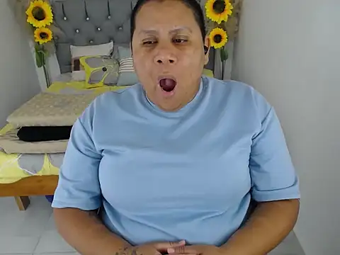 hotlesby valery online show from 11/27/25, 08:11