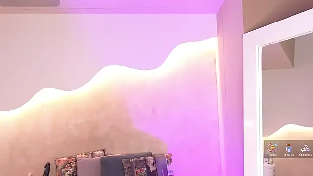 SaraGuzmann online show from 01/13/26, 07:19