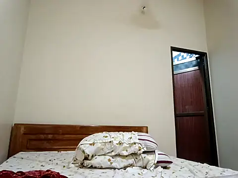 kkshan0923 online show from 04/04/26, 12:20