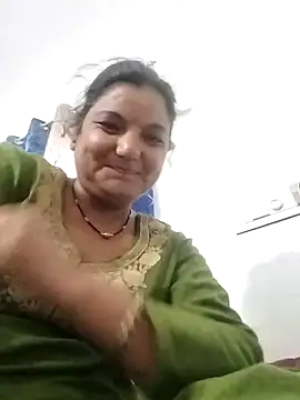 Rmerimarllo online show from 09/19/25, 08:27