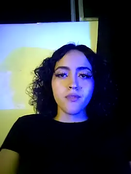 Snapshot of Grecia__x chatting on 09/23/25, 12:24 Grecia  x online show from 09/23/25, 12:24