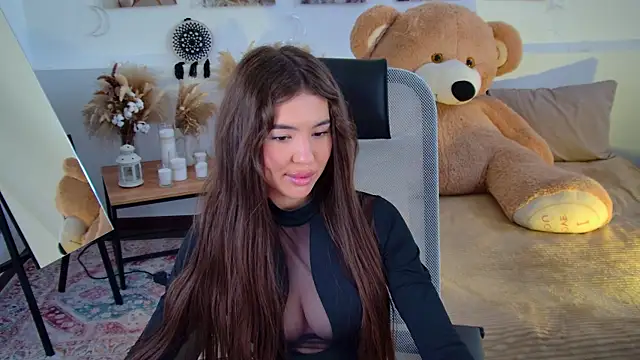 IndigoFae online show from 04/17/26, 07:33