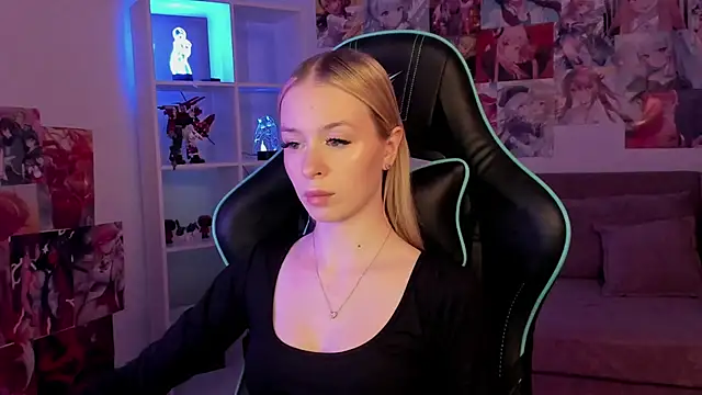 MiaGraces online show from 11/10/25, 05:23