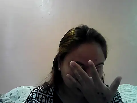 Amarrahlyn online show from 10/04/25, 11:14