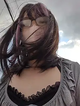 takusaki223 online show from 10/28/25, 03:54