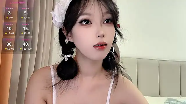 Snapshot of Puppy-12 chatting on 10/01/25, 07:58 Puppy-12 online show from 10/01/25, 07:58