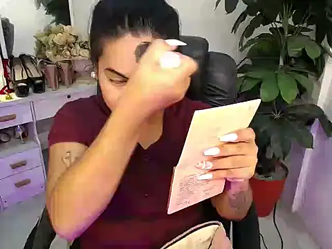 AngelitaDeputouch online show from 11/11/25, 08:36