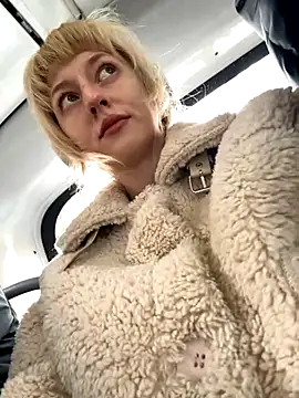 RonnieKiss online show from 10/21/25, 04:57