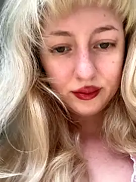 RonnieKiss online show from 12/15/25, 03:55