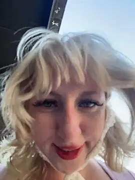 RonnieKiss online show from 04/05/26, 09:17