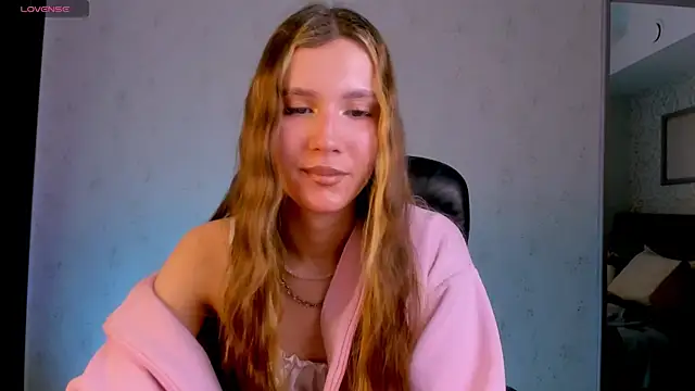 babyy gloria online show from 12/22/25, 12:40