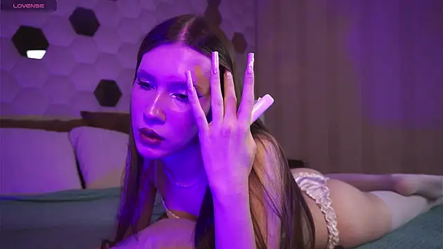 Snapshot of babyy_gloria chatting on 02/14/26, 04:04 babyy gloria online show from 02/14/26, 04:04