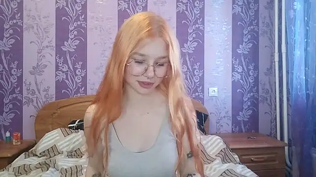 Snapshot of Lutangogansit chatting on 09/21/25, 11:01 Lutangogansit online show from 09/21/25, 11:01