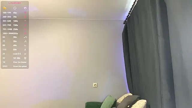 Snapshot of TanekaBoitel chatting on 09/21/25, 11:34 TanekaBoitel online show from 09/21/25, 11:34