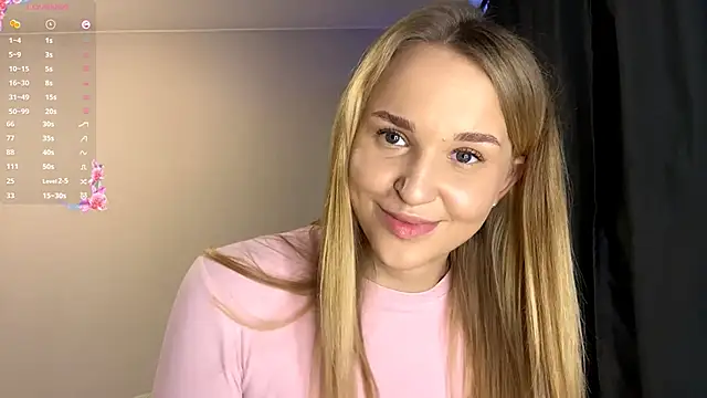 Snapshot of TanekaBoitel chatting on 10/07/25, 10:34 TanekaBoitel online show from 10/07/25, 10:34