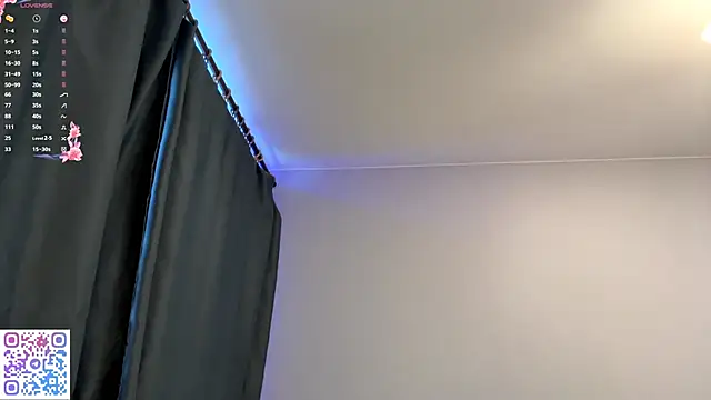 Snapshot of TanekaBoitel chatting on 10/29/25, 11:12 TanekaBoitel online show from 10/29/25, 11:12