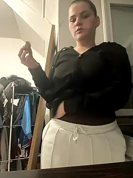 Alita 92 online show from 10/09/25, 07:34