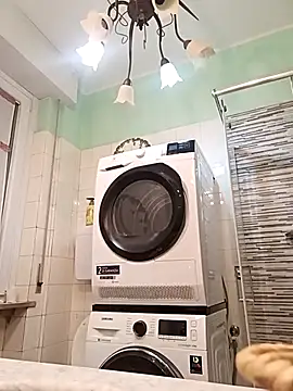 sayeaprayer65 online show from 10/23/25, 03:28