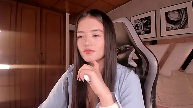 HaathorX online show from 12/19/25, 02:02