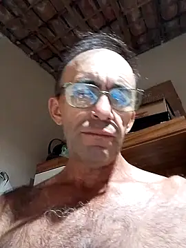 Snapshot of paugostoso72 chatting on 10/13/25, 12:21 paugostoso72 online show from 10/13/25, 12:21