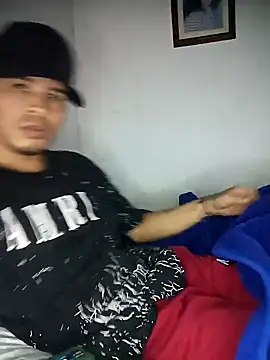 Snapshot of curvahot chatting on 09/20/25, 04:30 curvahot online show from 09/20/25, 04:30