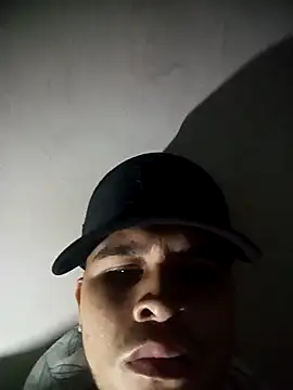 Snapshot of curvahot chatting on 10/12/25, 08:02 curvahot online show from 10/12/25, 08:02