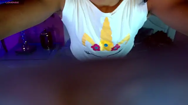  IsabellaRousse online show from 10/08/25, 07:00