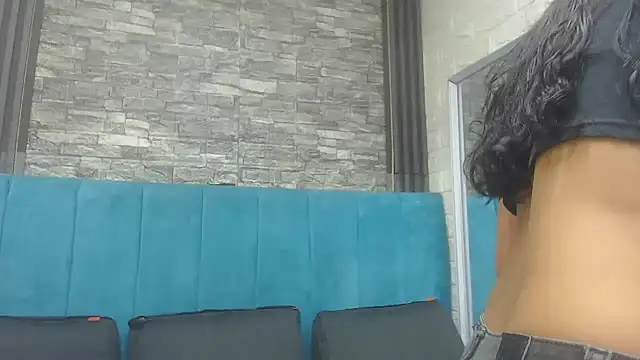 Lil Rose2006 online show from 10/27/25, 12:53