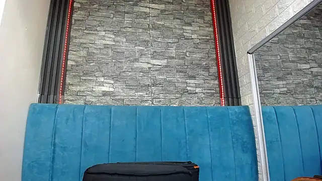 Snapshot of Lil_Rose2006 chatting on 02/13/26, 01:18 Lil Rose2006 online show from 02/13/26, 01:18