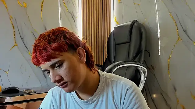 Marian Cristal online show from 02/18/26, 01:45