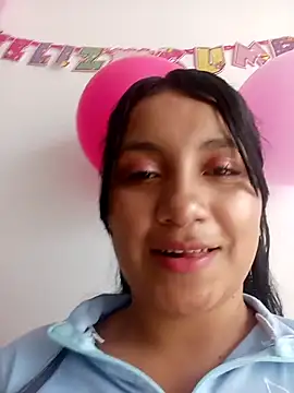 Snapshot of EllaCute_Young chatting on 09/24/25, 09:40 EllaCute Young online show from 09/24/25, 09:40