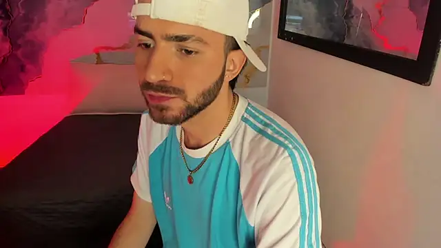 bastian12   online show from 10/07/25, 03:25