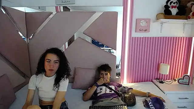 oblivionlove online show from 04/16/26, 08:31