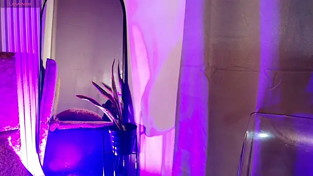 Missdionne curly online show from 03/27/26, 10:37