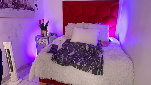 EvaGoddess  online show from 11/30/25, 03:05