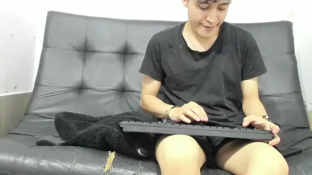 Amun obsidian online show from 12/16/25, 09:25