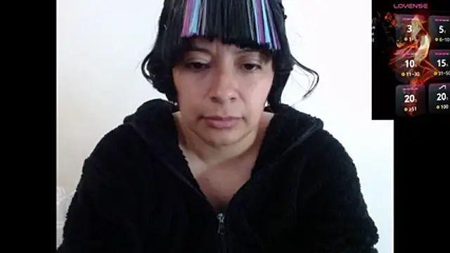 Acelinrose online show from 11/21/25, 01:21