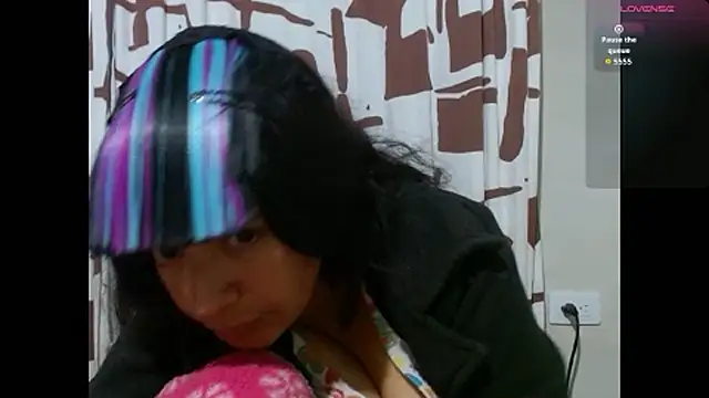Snapshot of Acelinrose chatting on 06/11/26, 02:53 Acelinrose online show from 06/11/26, 02:53