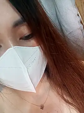 zuzuuLy online show from 10/25/25, 04:02