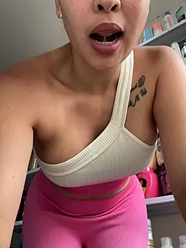 FOX LATINA online show from 04/15/26, 08:31