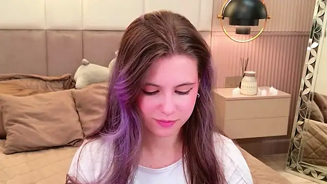 Akira Halls online show from 11/13/25, 08:41