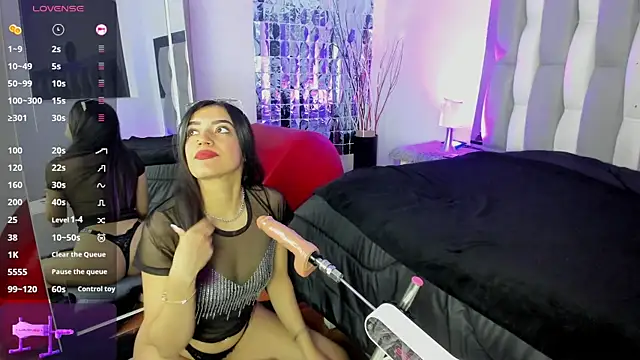 IsaDiiaz online show from 10/04/25, 04:10