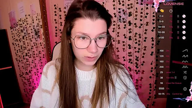 LinaBlossom  online show from 03/01/26, 06:59