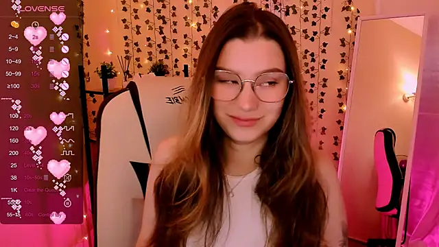 Snapshot of LinaBlossom_ chatting on 07/10/26, 02:16 LinaBlossom online show from 07/10/26, 02:16