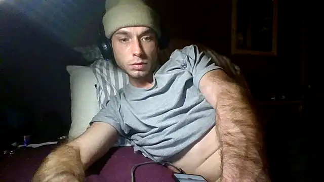 Snapshot of crysGERM chatting on 11/27/25, 05:48 crysGERM online show from 11/27/25, 05:48