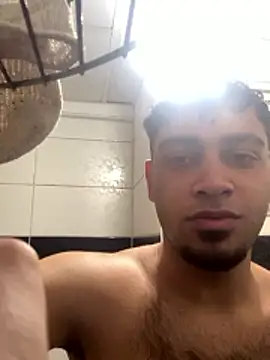 Snapshot of astoperaa chatting on 01/15/26, 05:38 astoperaa online show from 01/15/26, 05:38