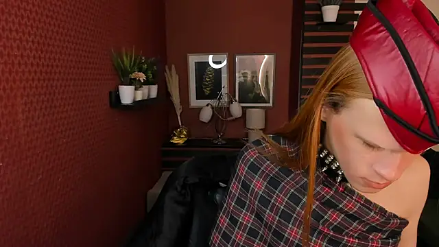 ChloeValentinee online show from 10/27/25, 12:53