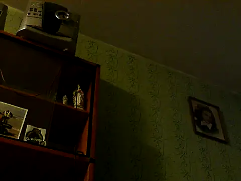 oksiukas online show from 09/22/25, 05:20